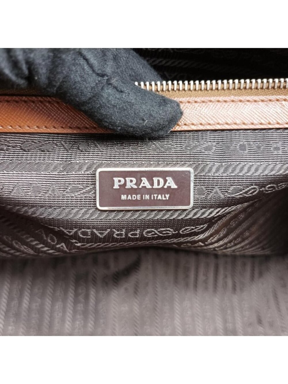 ★SOLD★ Prada Business Briefcase Brown Saffiano Leather - Picture 10 of 15